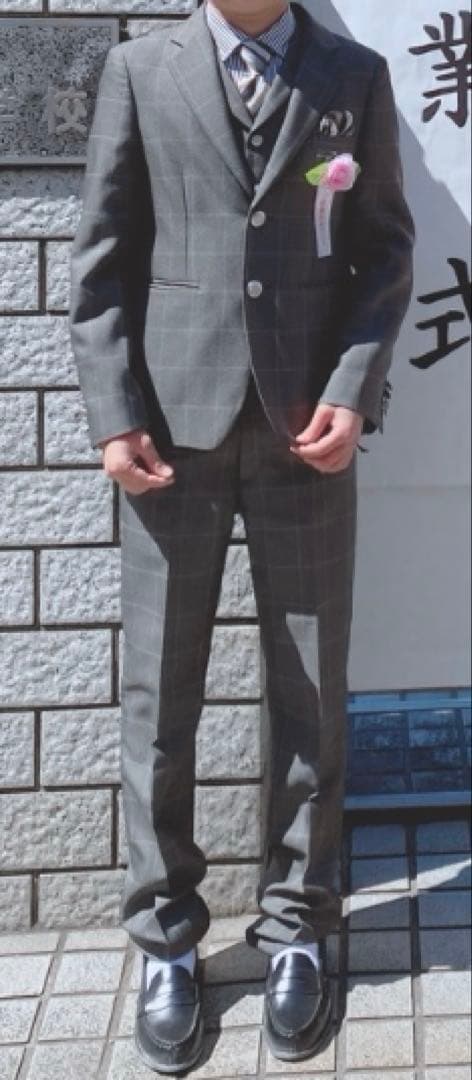 ワンダーファクトリー未使用感。150cmスーツと23.5cmくつセット　男子