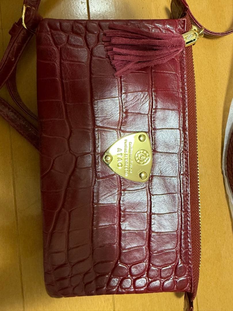 ATAO アタオ　ブーブークラッシー　ルビー　付け替えベルト付き