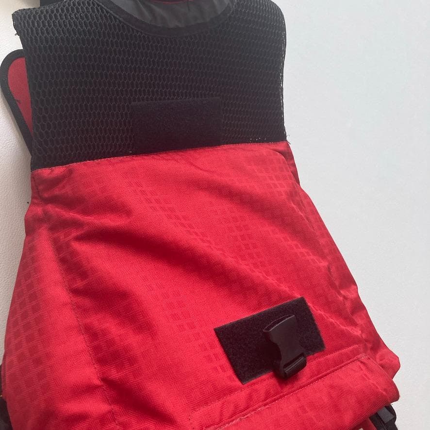 和樹　mazume　レッドムーンライフジャケット フローティングベスト