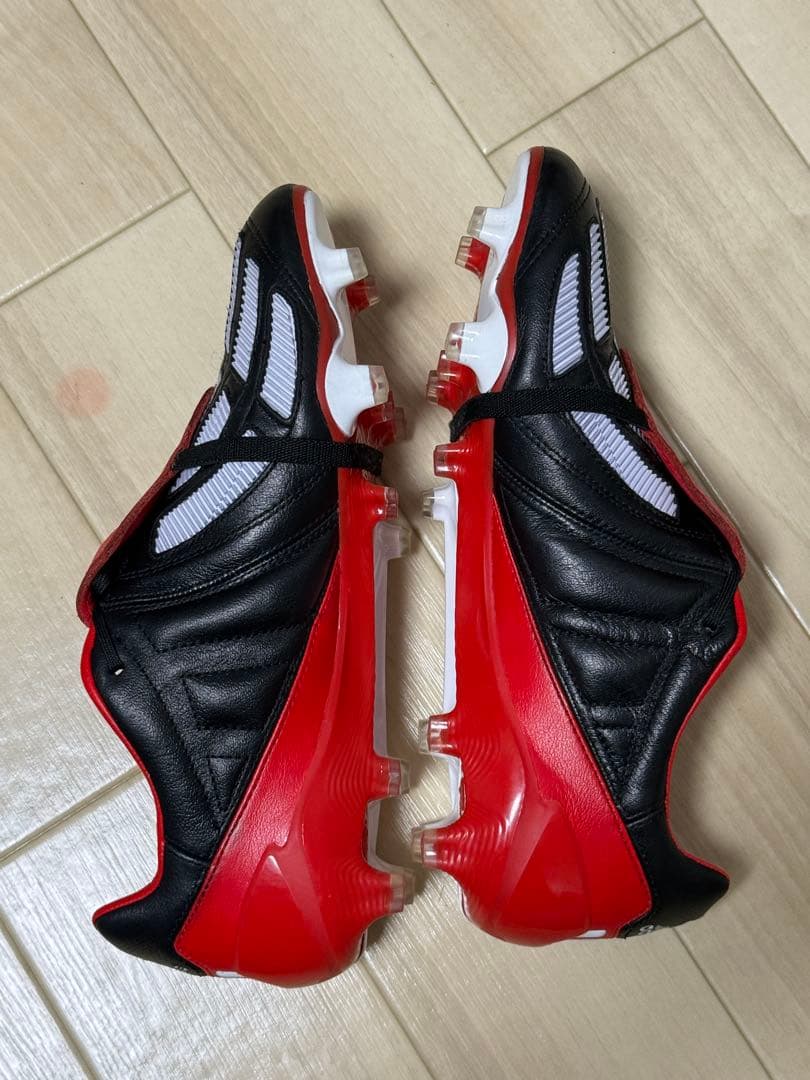 adidas プレデターマニア 復刻 ブラック/レッド