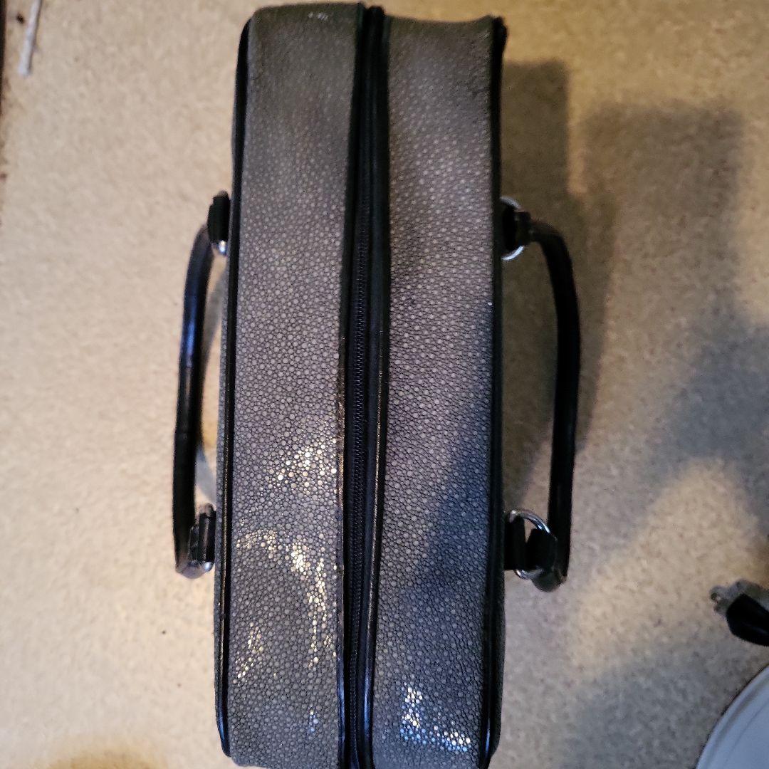 スティングレー　エイ革バッグ