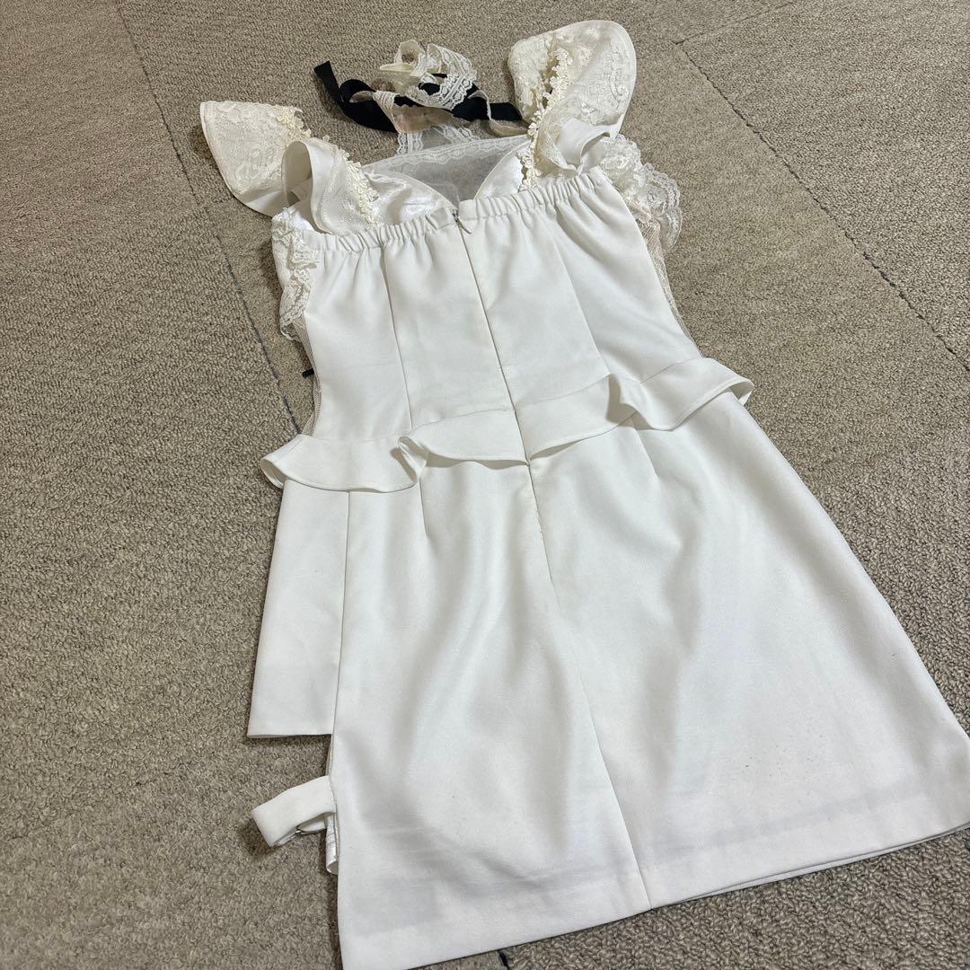 ROBE de FLEURS 美咲キララ×ウエストレースアップフリルタイトドレス