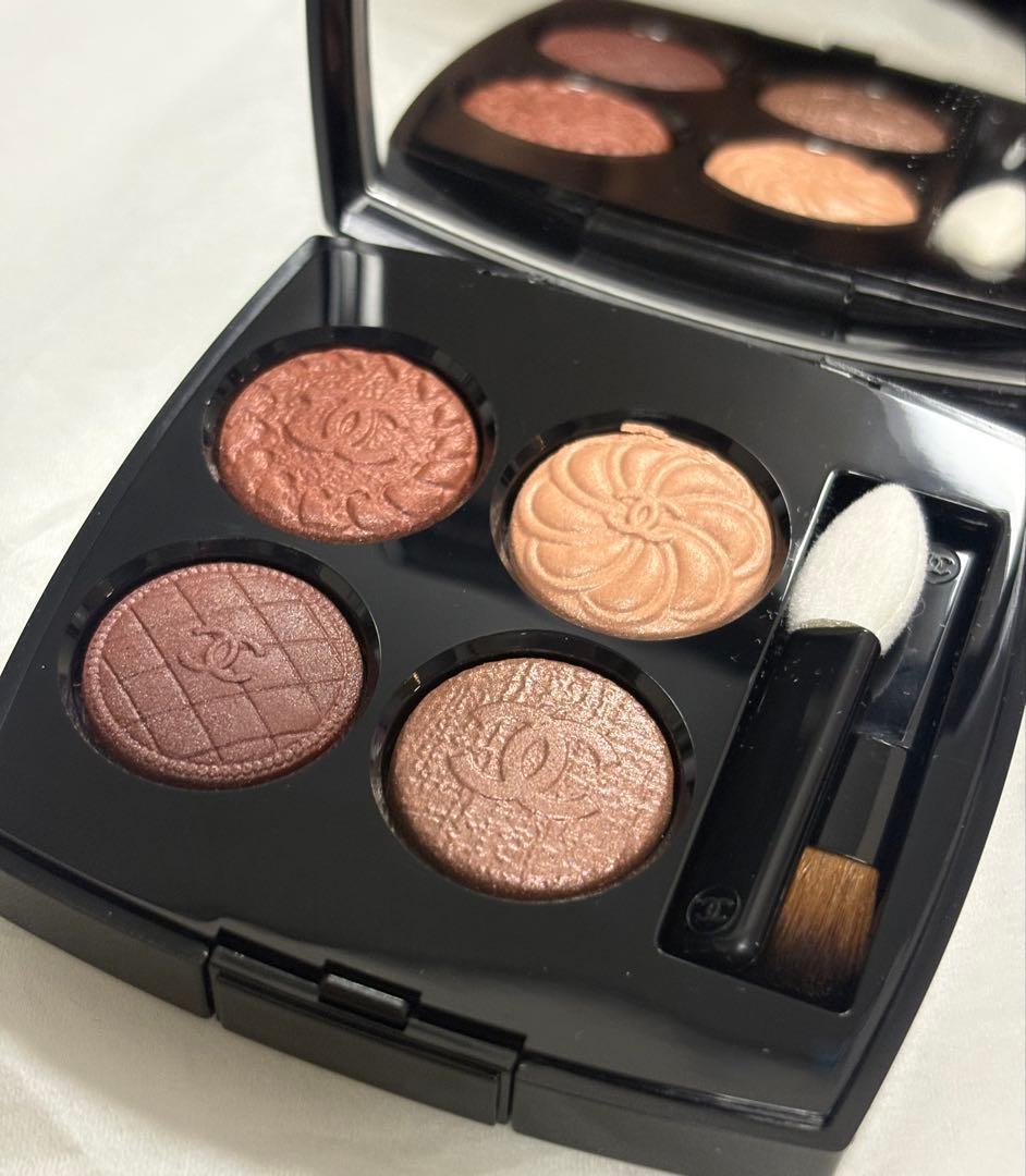 シャネル レキャトルオンブルブトン219