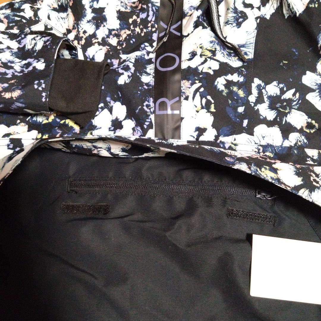 【新品タグ付き】ROXY ファー付きスノーボードウェア　スキー　スノーウェア