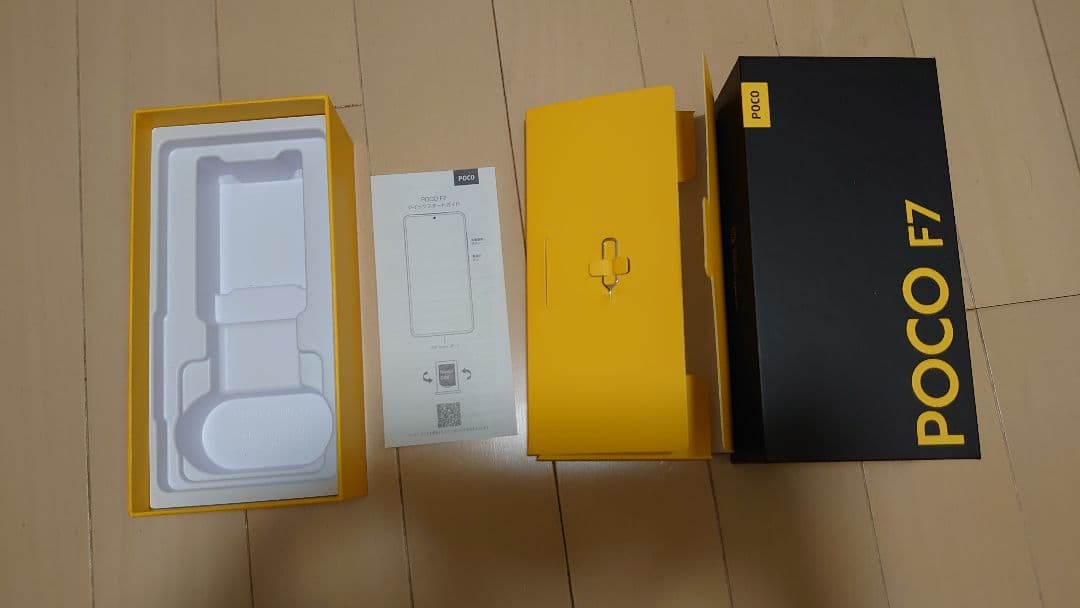 POCO F7 (256GB/12GB) 付属品完備 おまけ付き