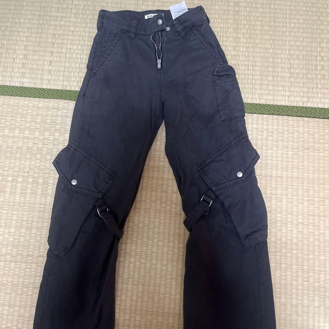 acnestudiosカーゴパンツ