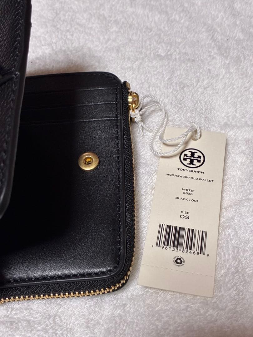 【新品未使用】TORY BURCH（トリーバーチ）　二つ折り財布　BLACK