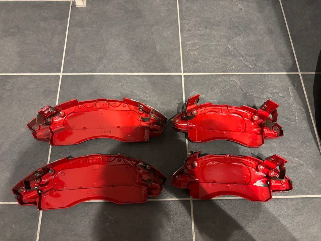 T*A様 30アルファードヴェルファイア　キャリパーカバー