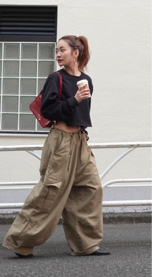 TEEN BOOPカーゴパンツ