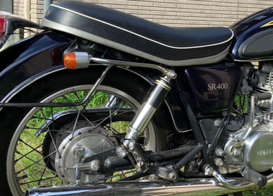 【SR400デイトナSHOWA】フルカバーショートサス