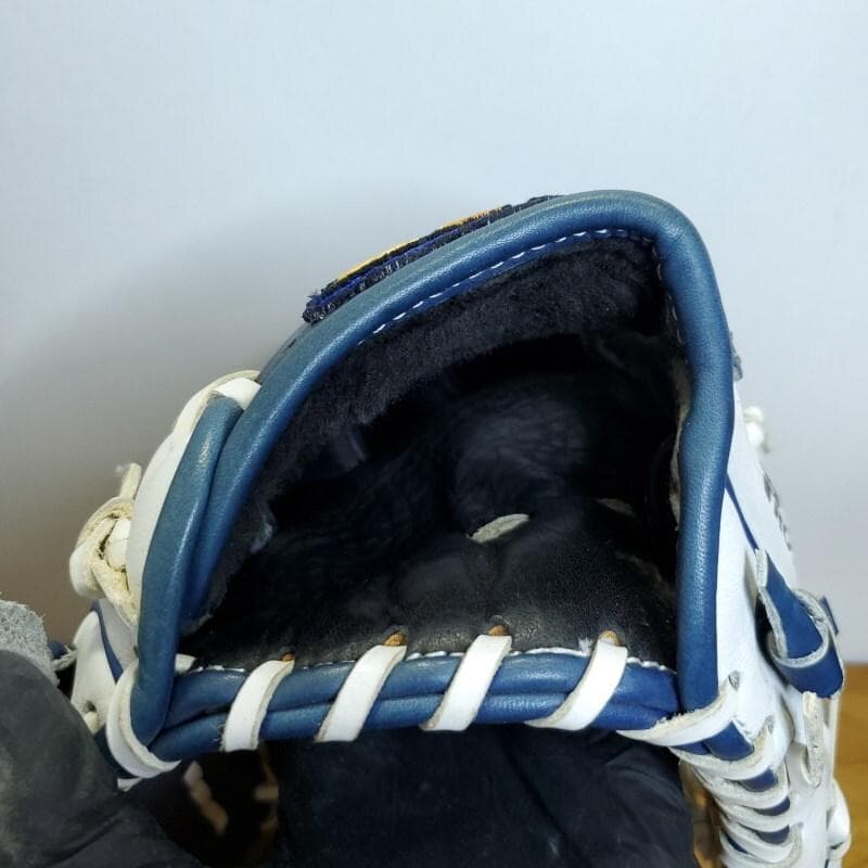 ZETT ゼット 金城竜彦モデル 横浜時代 旧ラベル 外野用 軟式グローブ