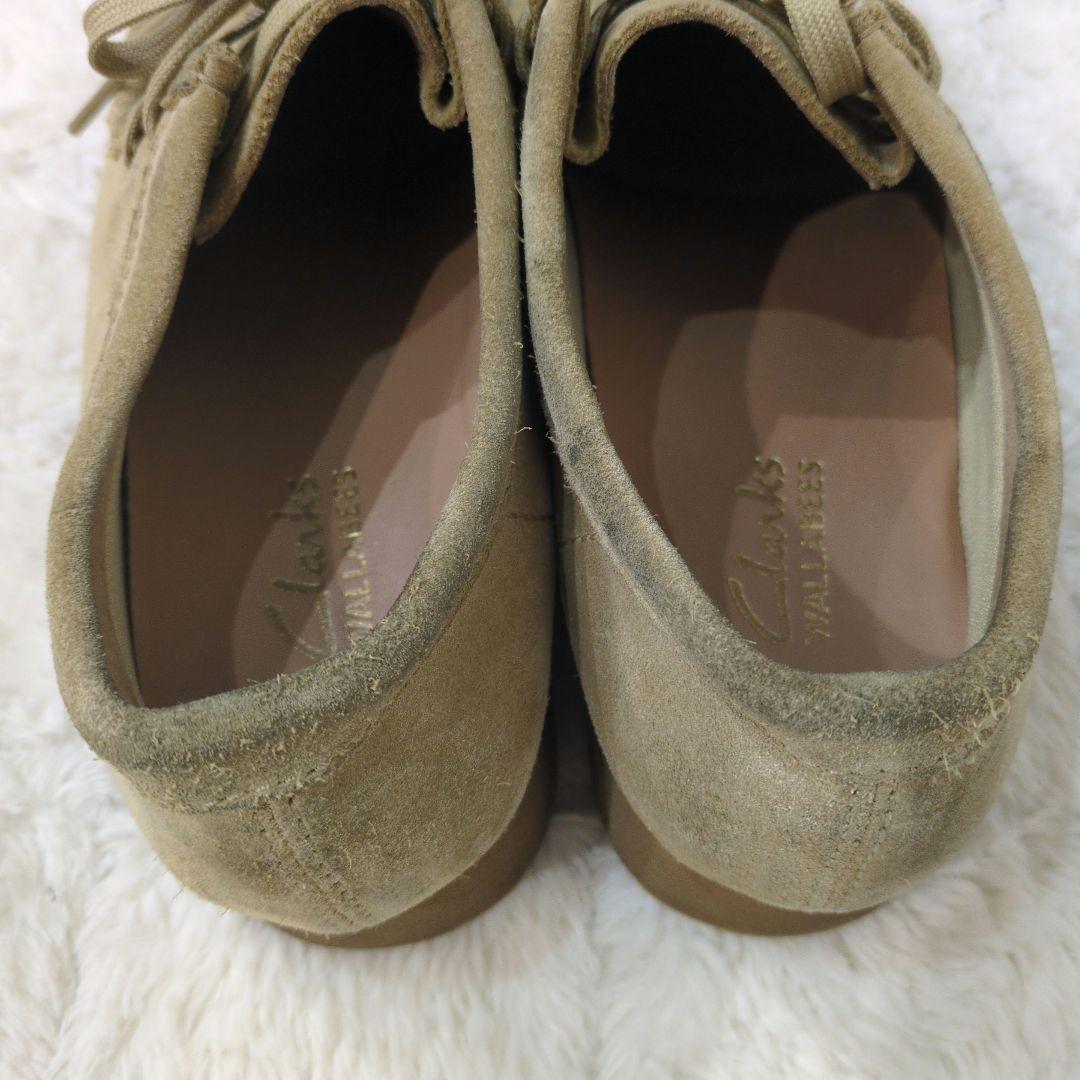 Clarks！ワラビー　25.5cm　EU40　クラークス　ベージュ　スエード