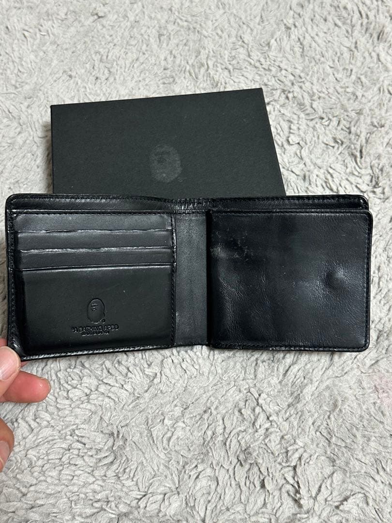 APE折りたたみ財布 A・BATHING APE カウレザー