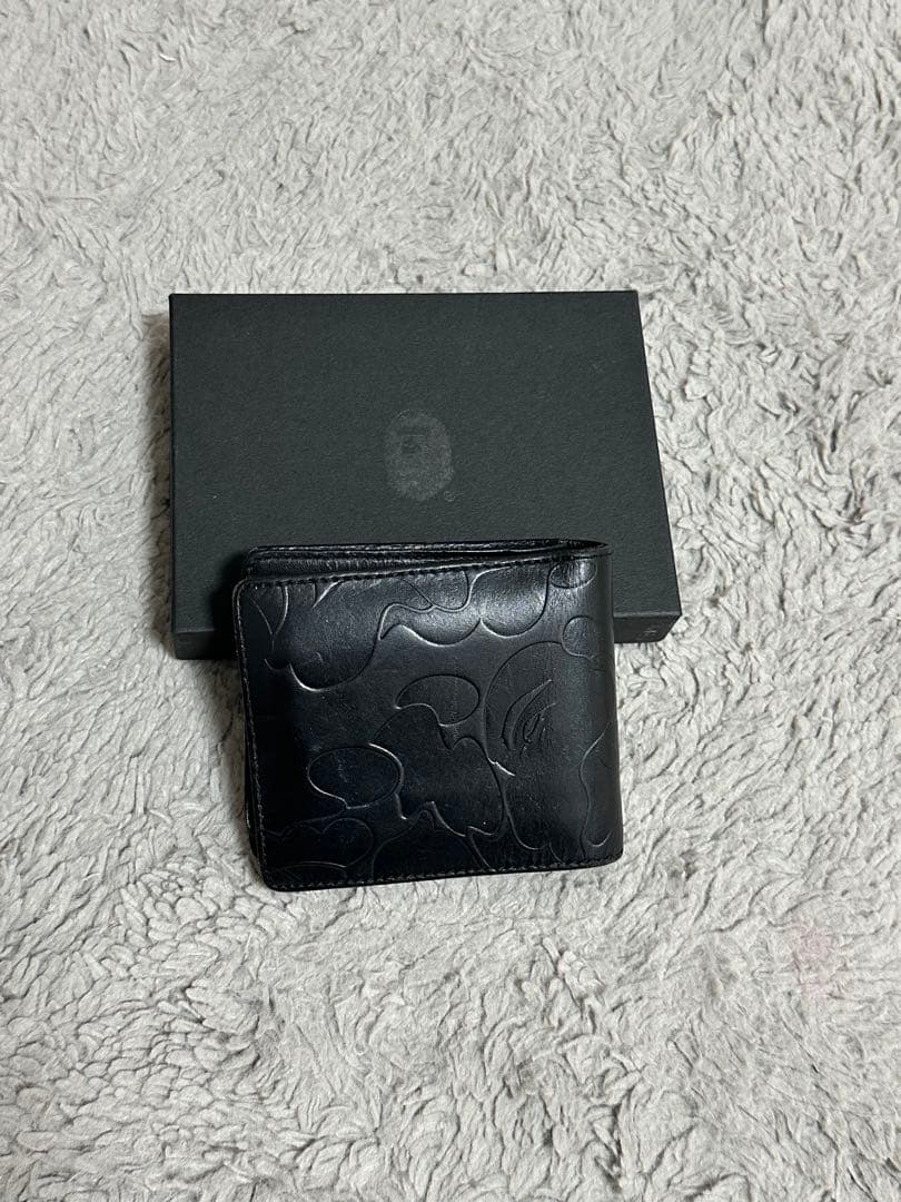 APE折りたたみ財布 A・BATHING APE カウレザー