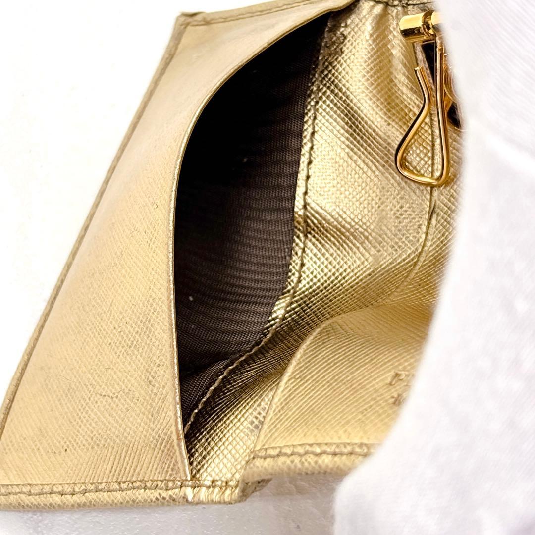 希少✨PRADA プラダ 6連 キーケース レザー ゴールド 箱付き レア