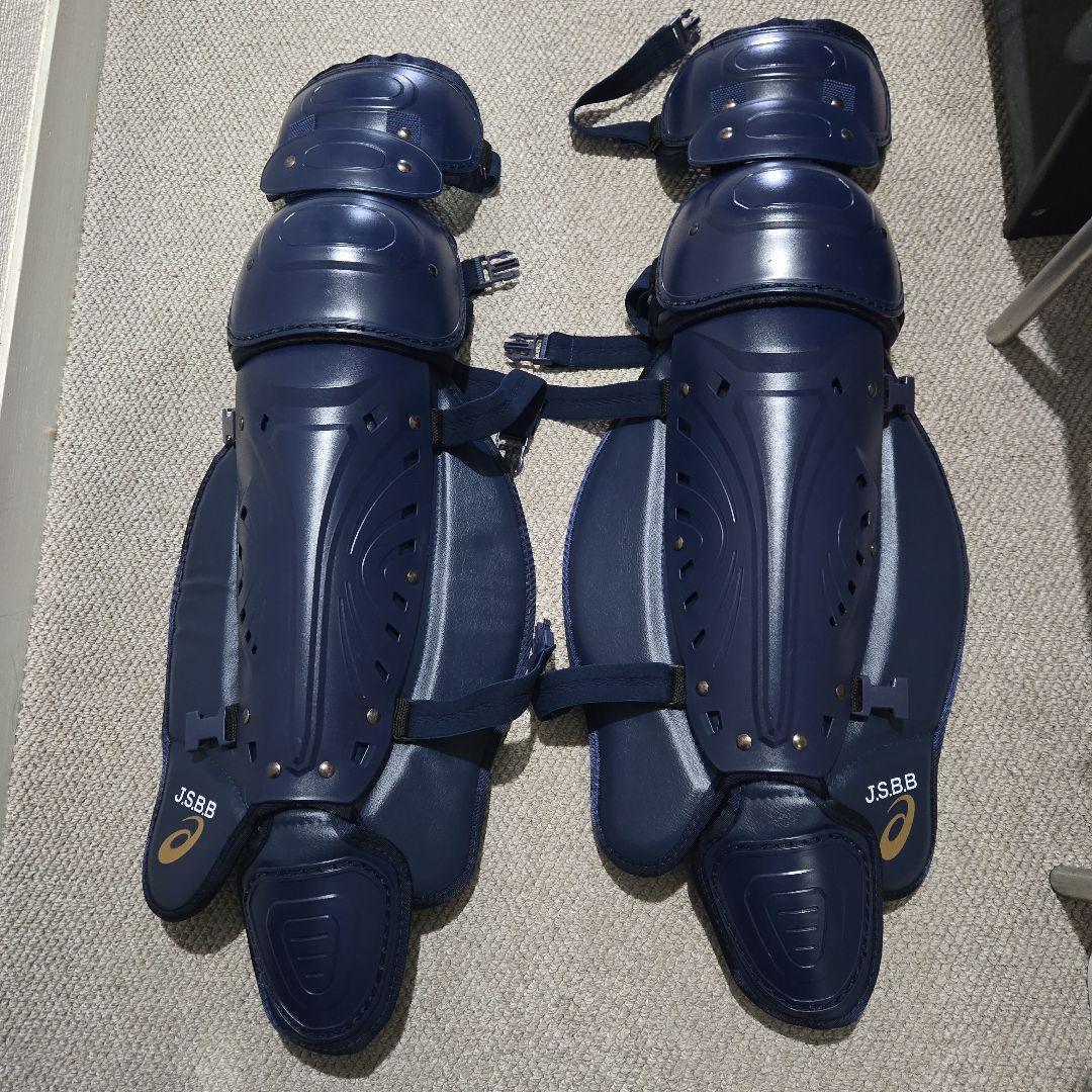 ナ*ガ様 アシックス　ゴールドステージ　大人　軟式用　プロテクターレガースセット