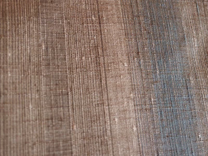 暈し織り紬着物（縦縞文）裄64,5 正絹美品