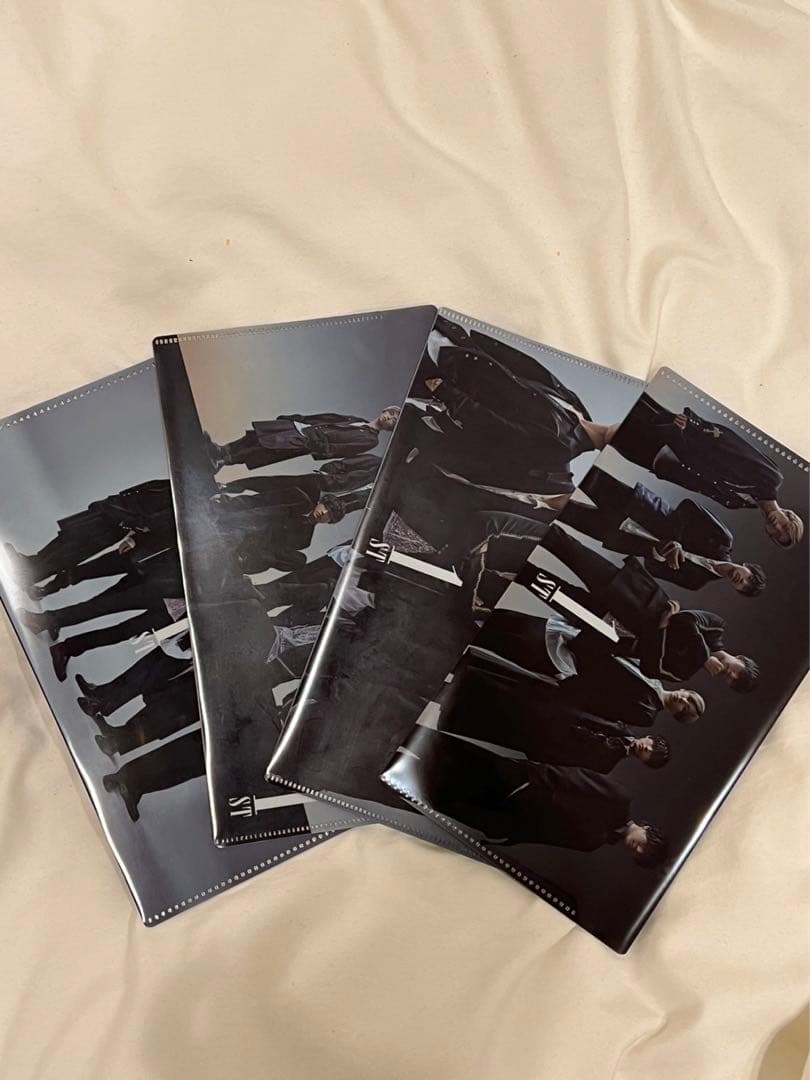 SixTONES 1ST 3形態セット