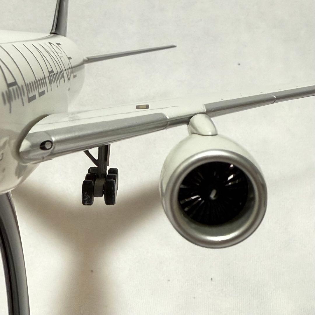 ANA Boeing777-200 スターアライアンス塗装機 模型 1/200