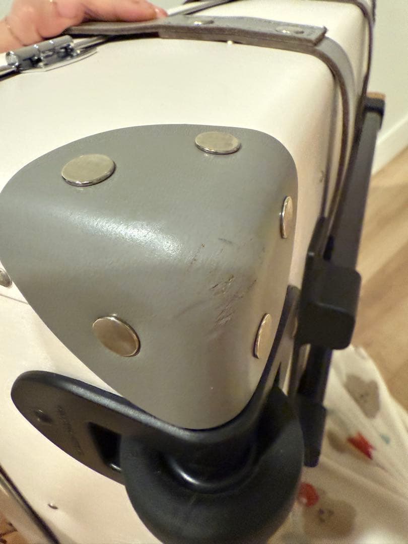 お値下げ中　限定　グローブトロッターサファリ　薄ピンク✖️グレーキャリーケース2輪