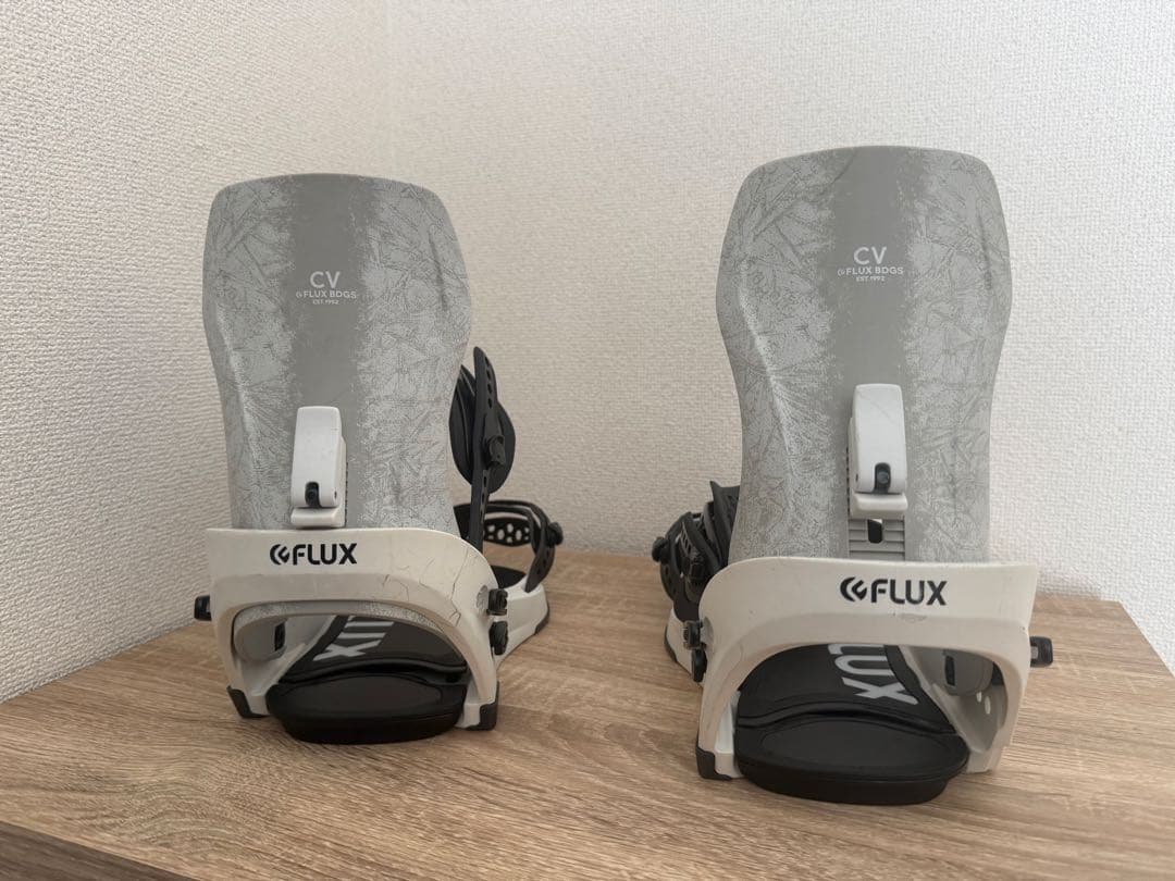 FLUX CV 22-23Mサイズ ホワイト