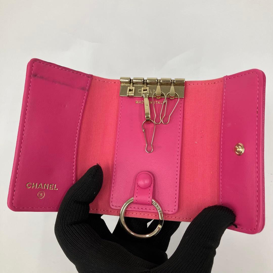 シャネル キャビアスキン カメリア キーケース 31番台ピンク