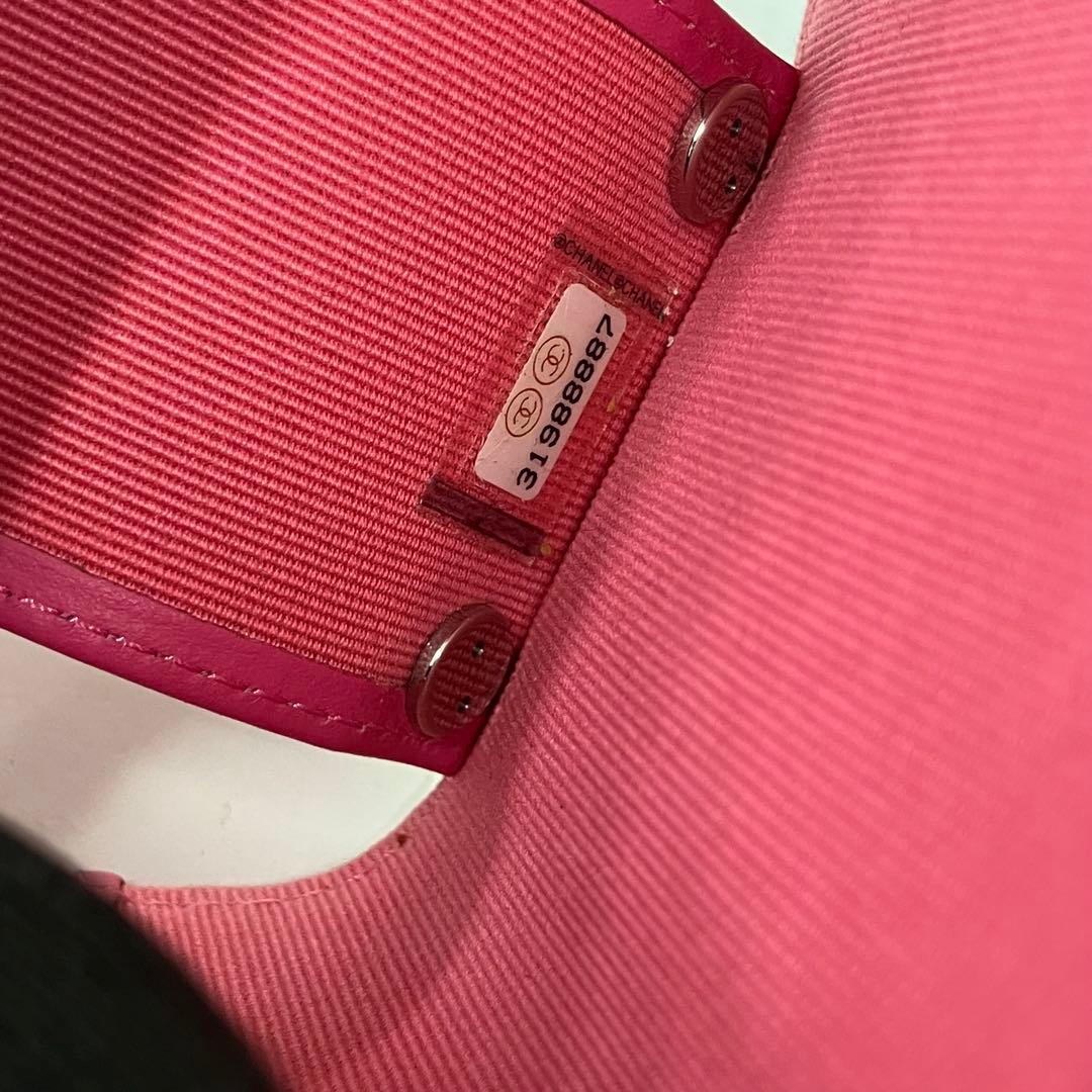 シャネル キャビアスキン カメリア キーケース 31番台ピンク