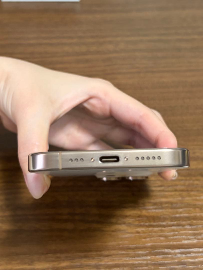 iPhone16Pro 256GB デザートチタニウム 本体 箱、充電器、付き