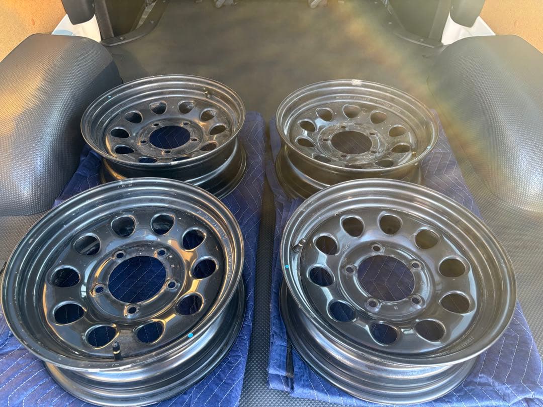 15インチ スチールホイール 6穴 幅6.5J