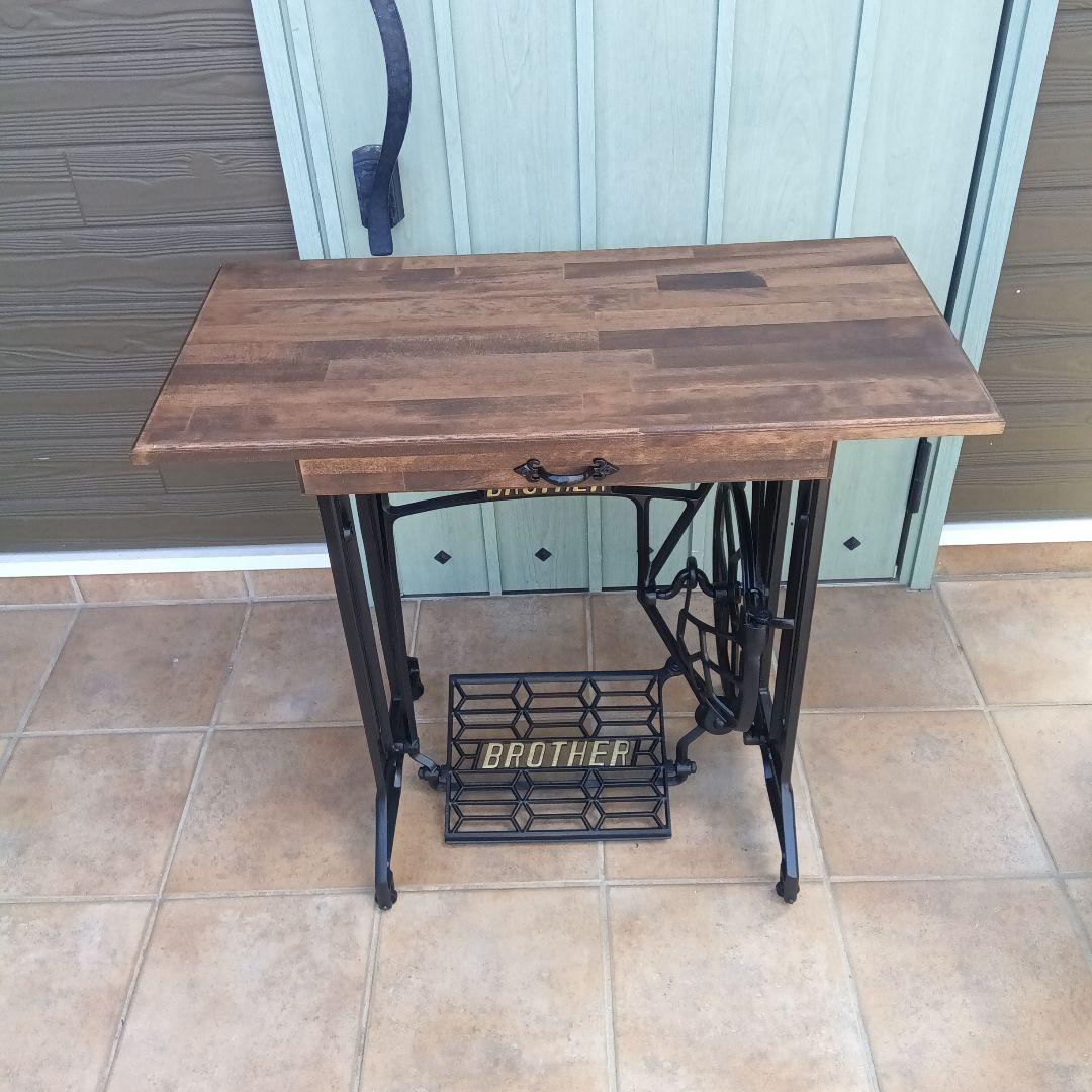 足踏みミシンテーブル　Brother