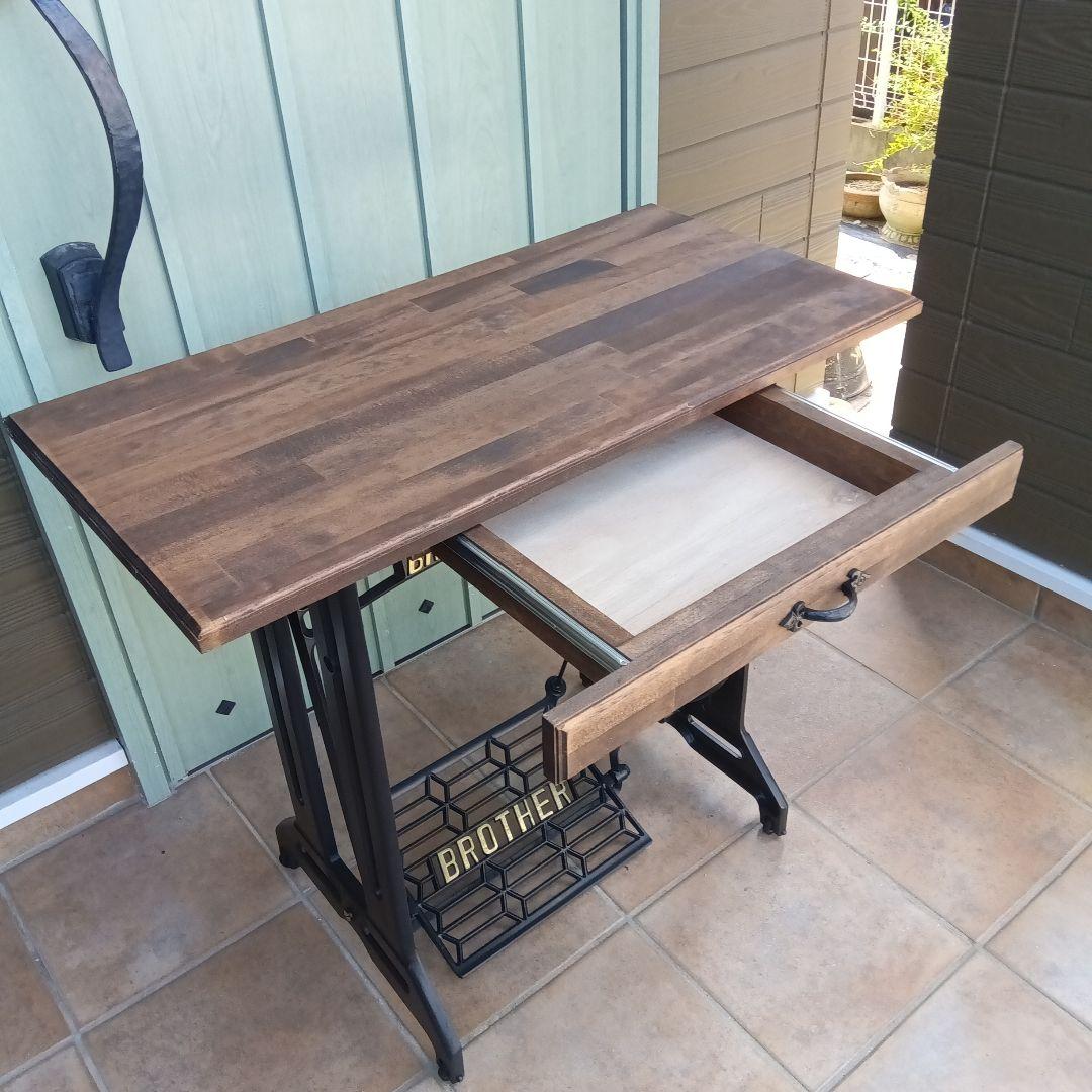 足踏みミシンテーブル　Brother