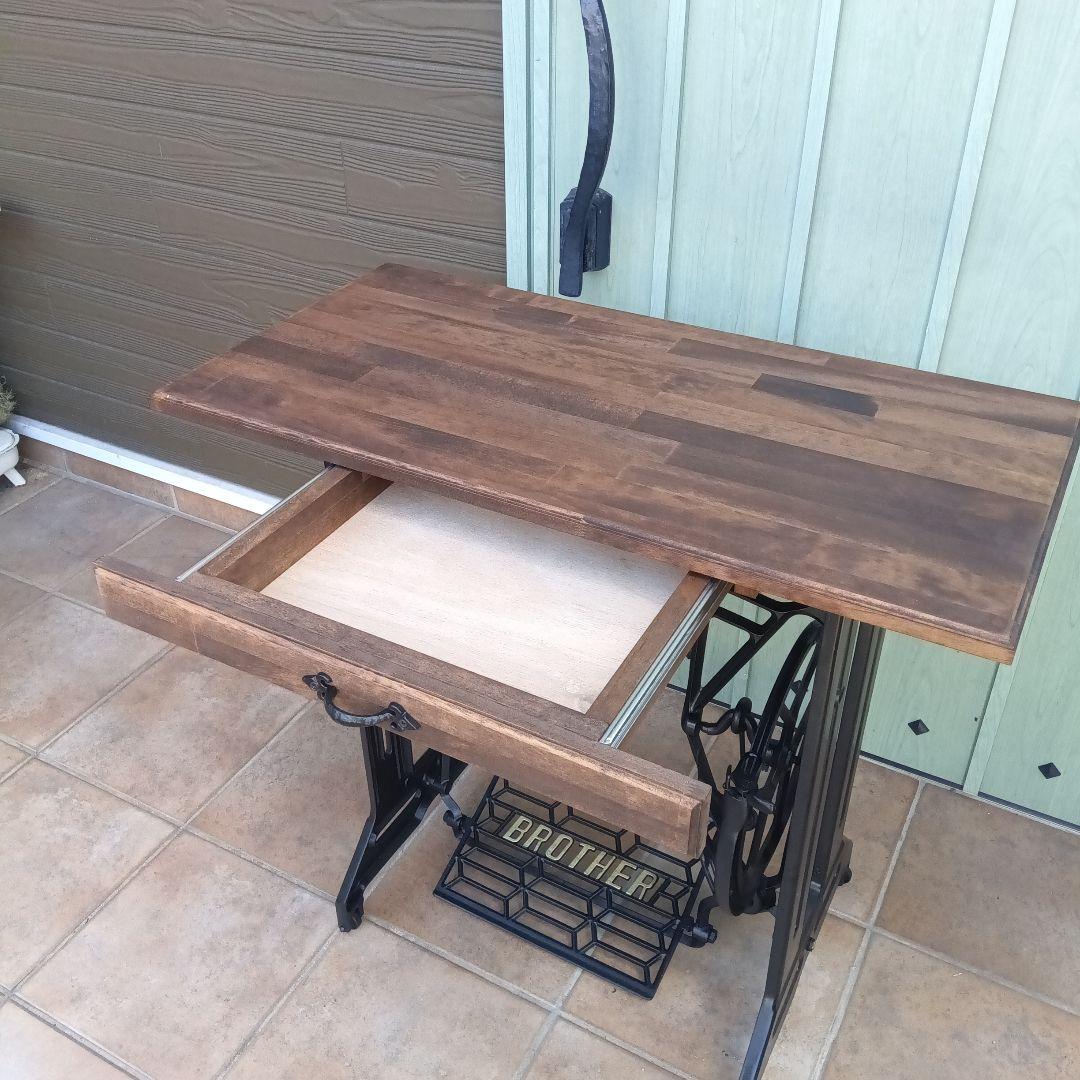 足踏みミシンテーブル　Brother