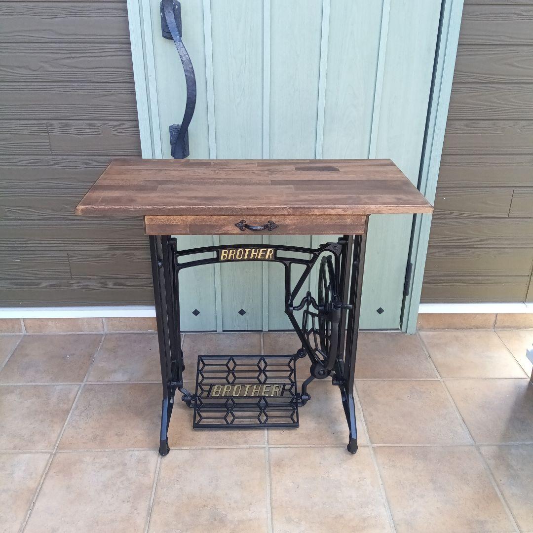 足踏みミシンテーブル　Brother