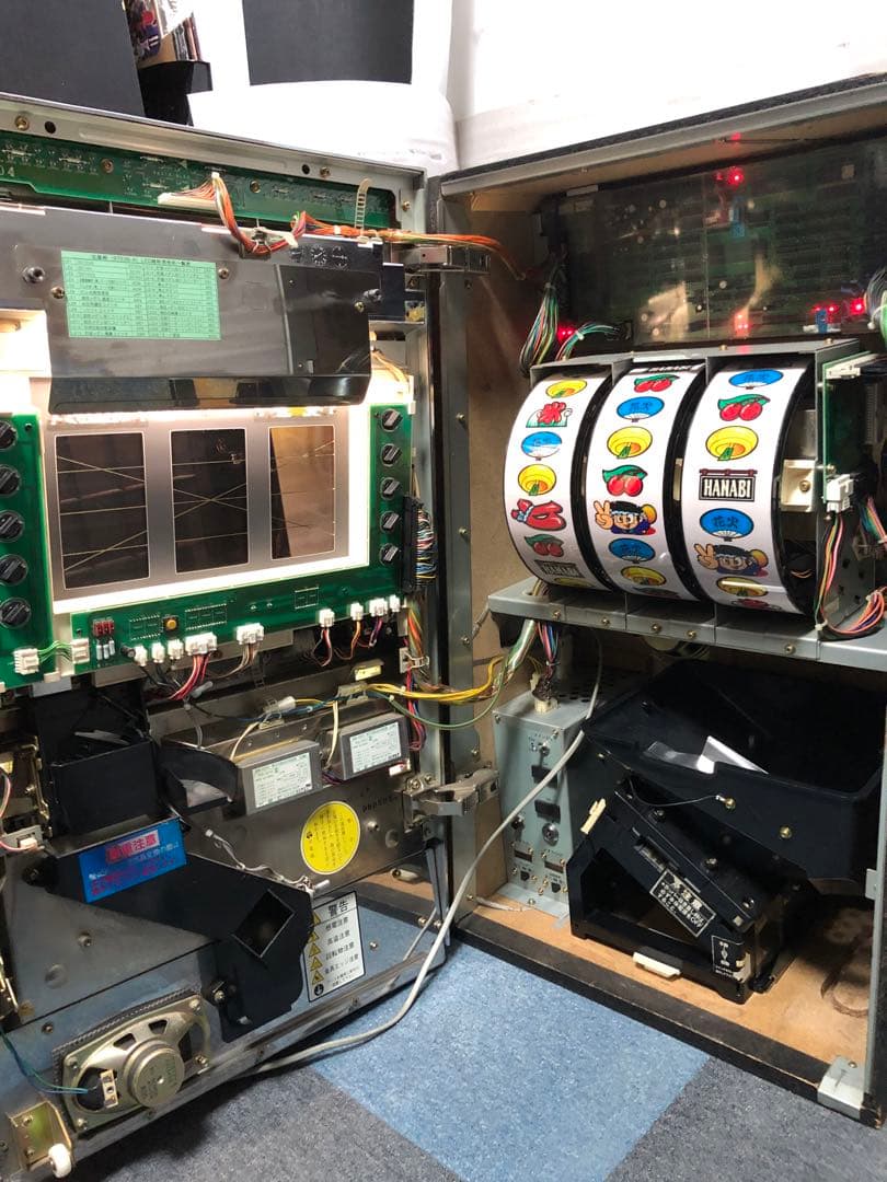 ⚠︎説明文必読⚠︎ パチスロ　初代 花火 (4号機)　実機+鍵等付属品(送料込)