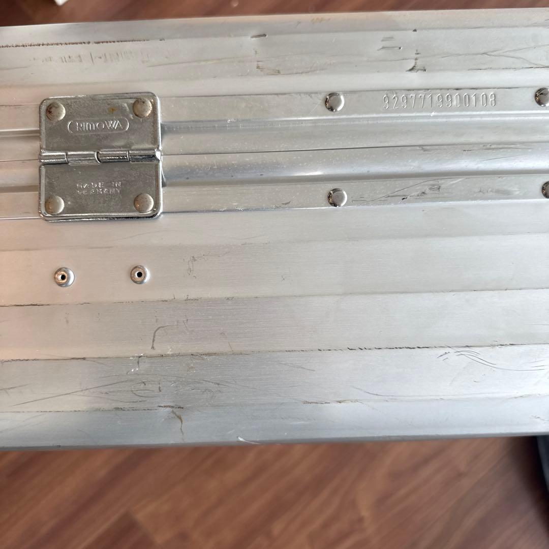 廃盤リモア RIMOA