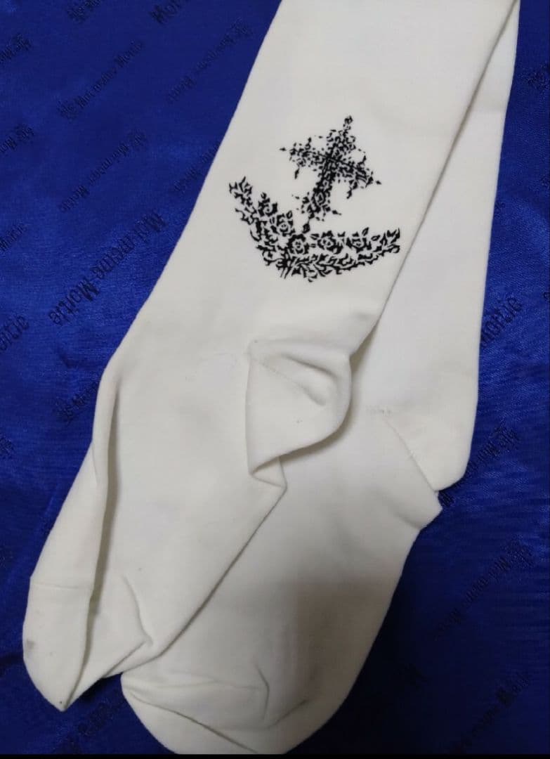 Moi-meme-Moitie　オーバーニー　モワティエ