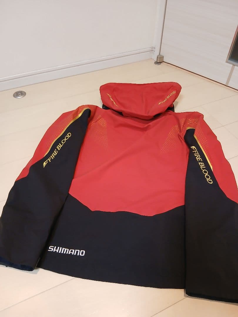 初日の出　[美品] シマノ ファイアブラッド レインスーツ RA-120W