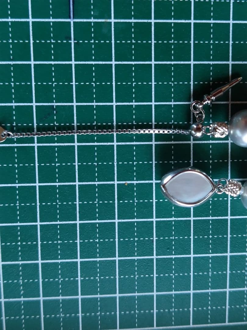 黒蝶真珠シルバーグレーの、ネックレス