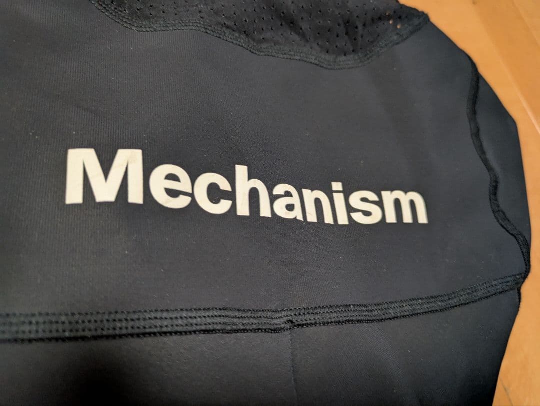 格安☆使用頻度少ない　Mechanism Deep Winter Bibs