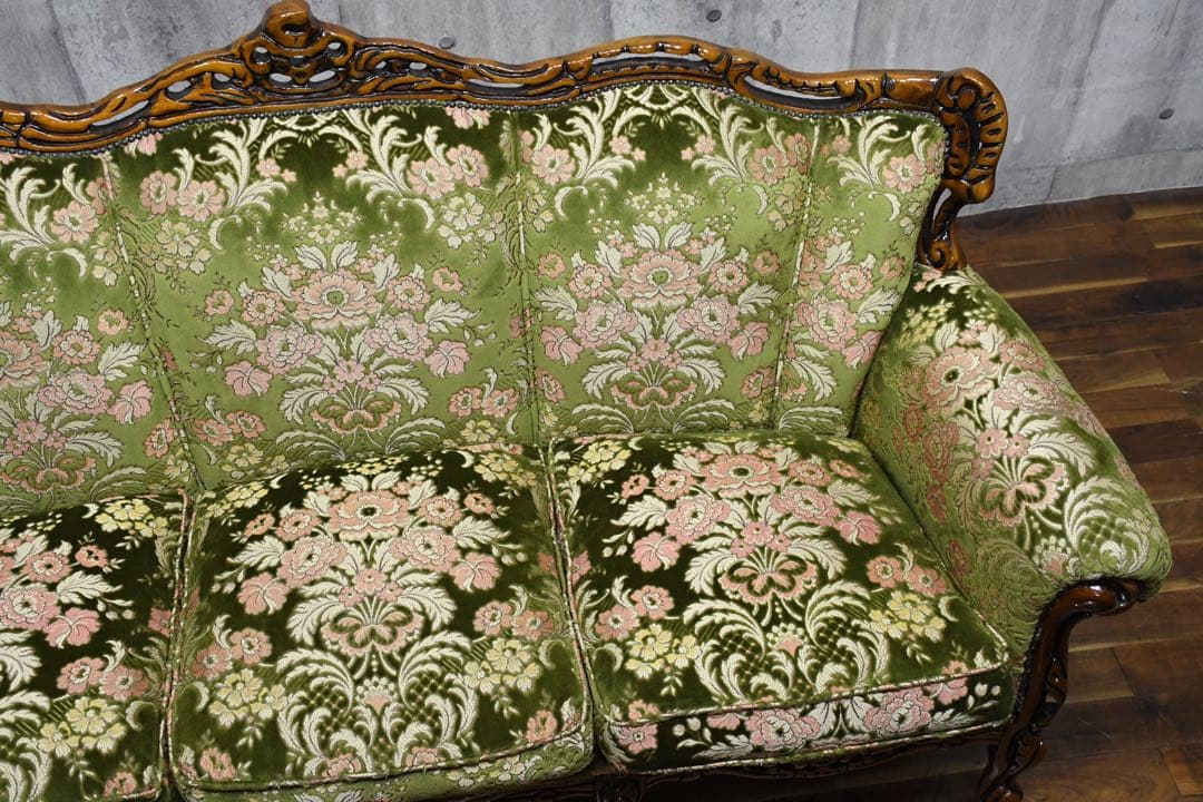 FAC5 イタリア製 ロココ様式 猫脚 レリーフ 3人掛けソファ トリプルソファ