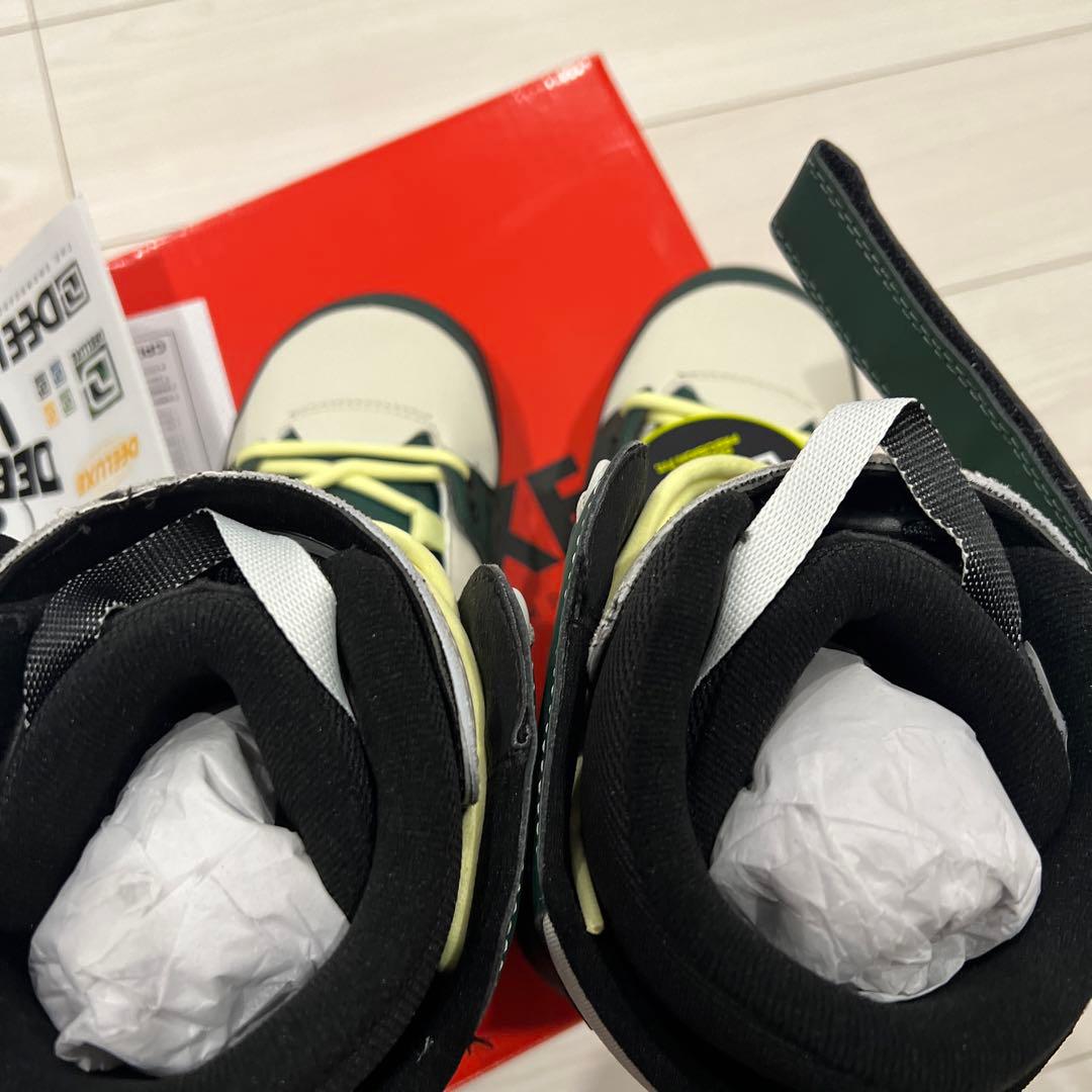 （新品未使用品） DEELUXEスノーボードブーツ