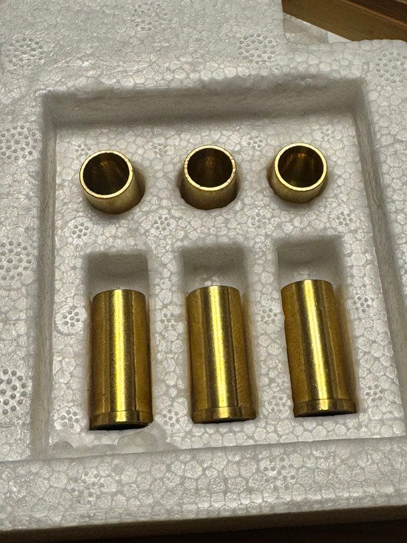 クラウンモデル ガスリボルバー コルトパイソン6インチ 18才