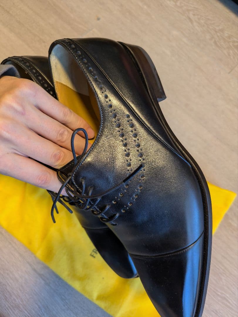 Francesco Benigno ブラックドレスシューズ