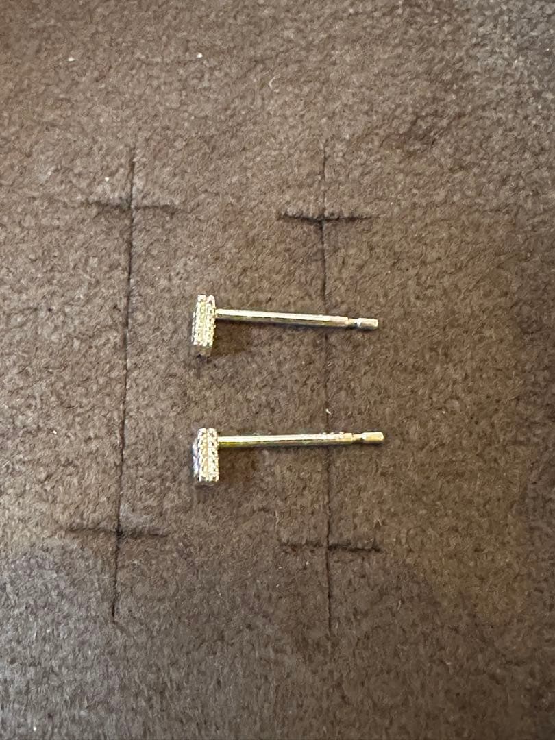 ココシュニック COCOSHNIK K10 イエロゴールド ダイヤモンドピアス