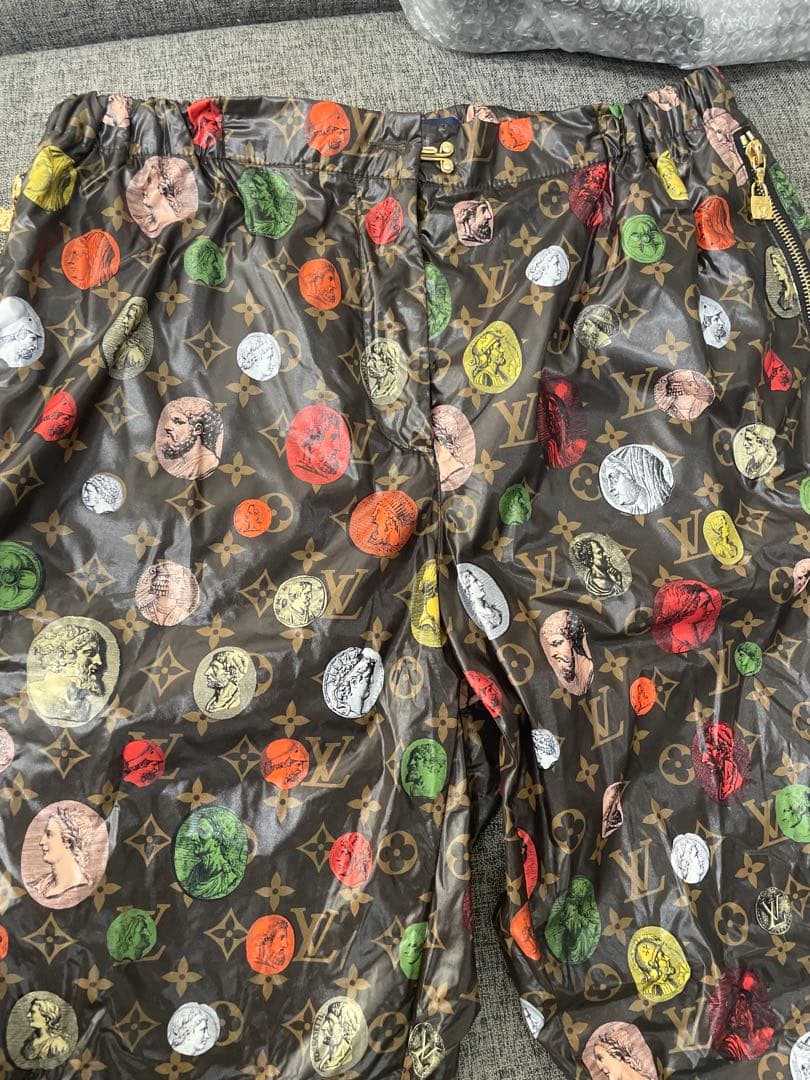 LOUIS VUITTON × FORNASETTI　ナイロンパンツ