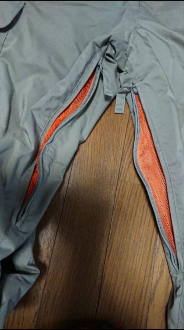 エスティボ　ESTIVOのスノーボードウェア女性Mサイズ　ゴールドウィン　スノボ