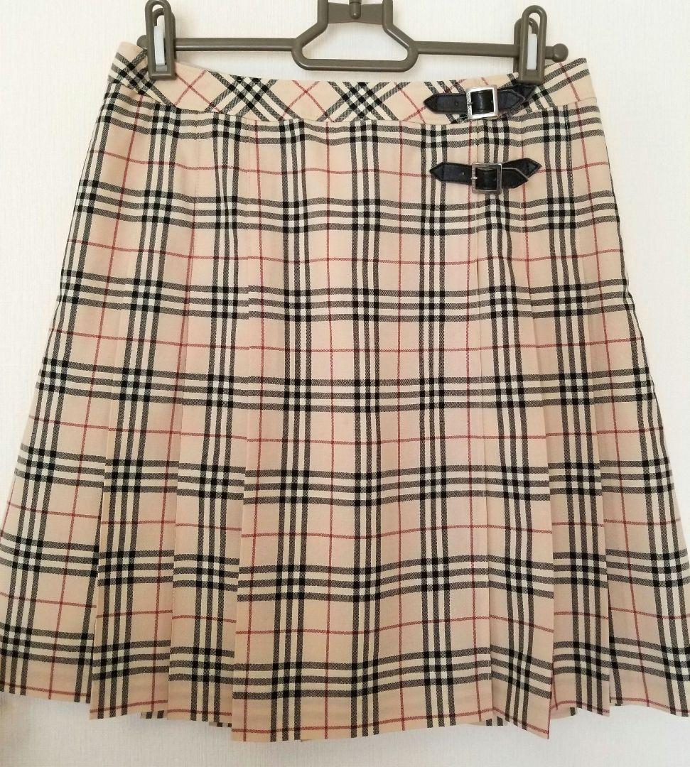 バーバリーセットアップ 未使用近 美品 ベージュ 新品ソックス付 150.160