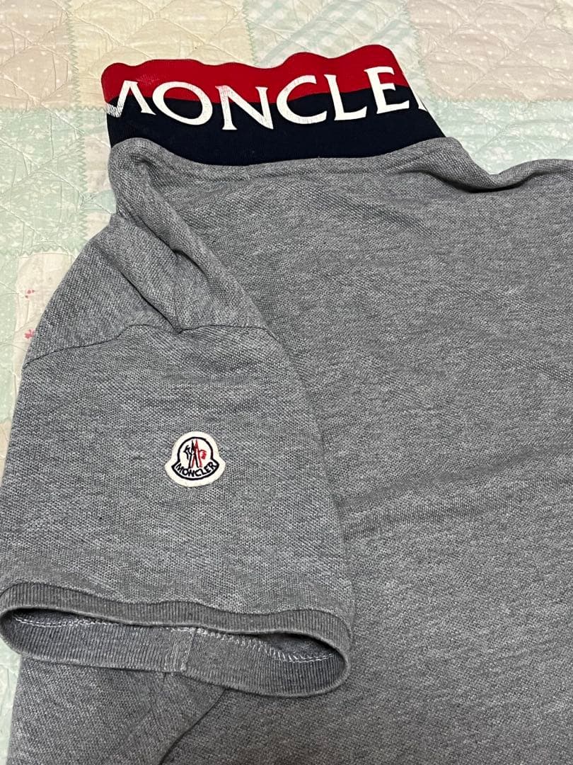 人気モデル★ モンクレール　ポロシャツ　S 首裏デザイン　国内正規品