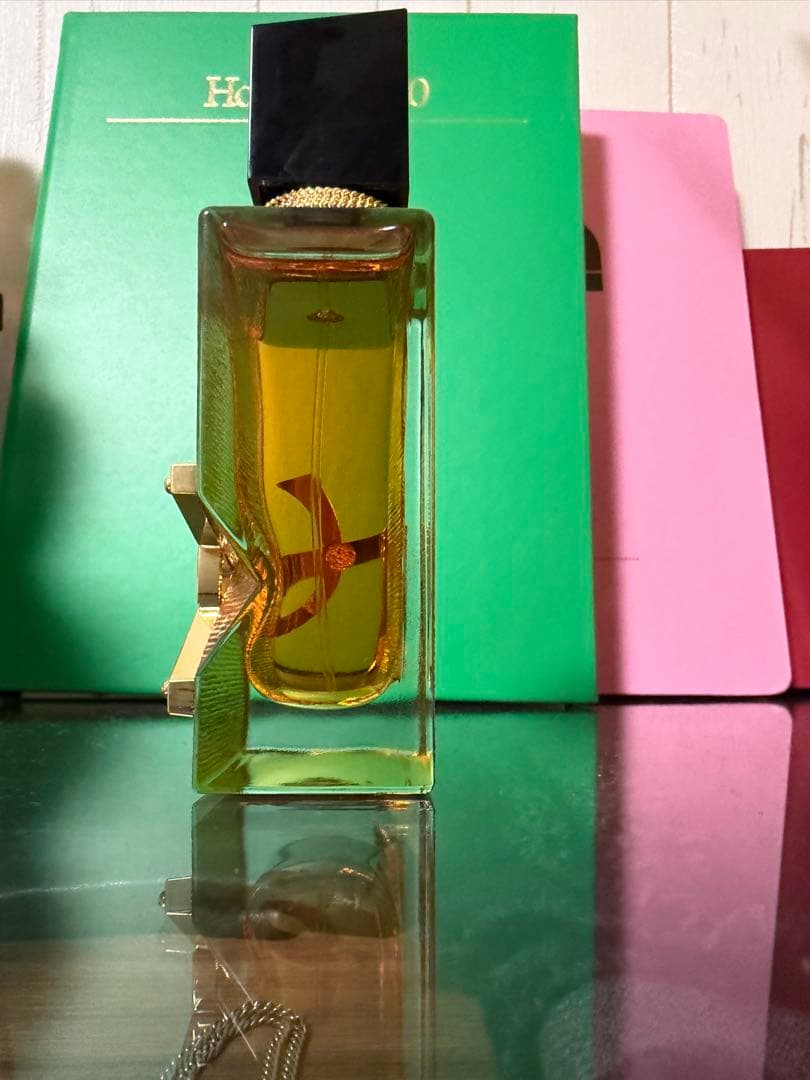 サンローラン YSLリブレ オーデパルファム バニラクチュール　ホリデー限定品