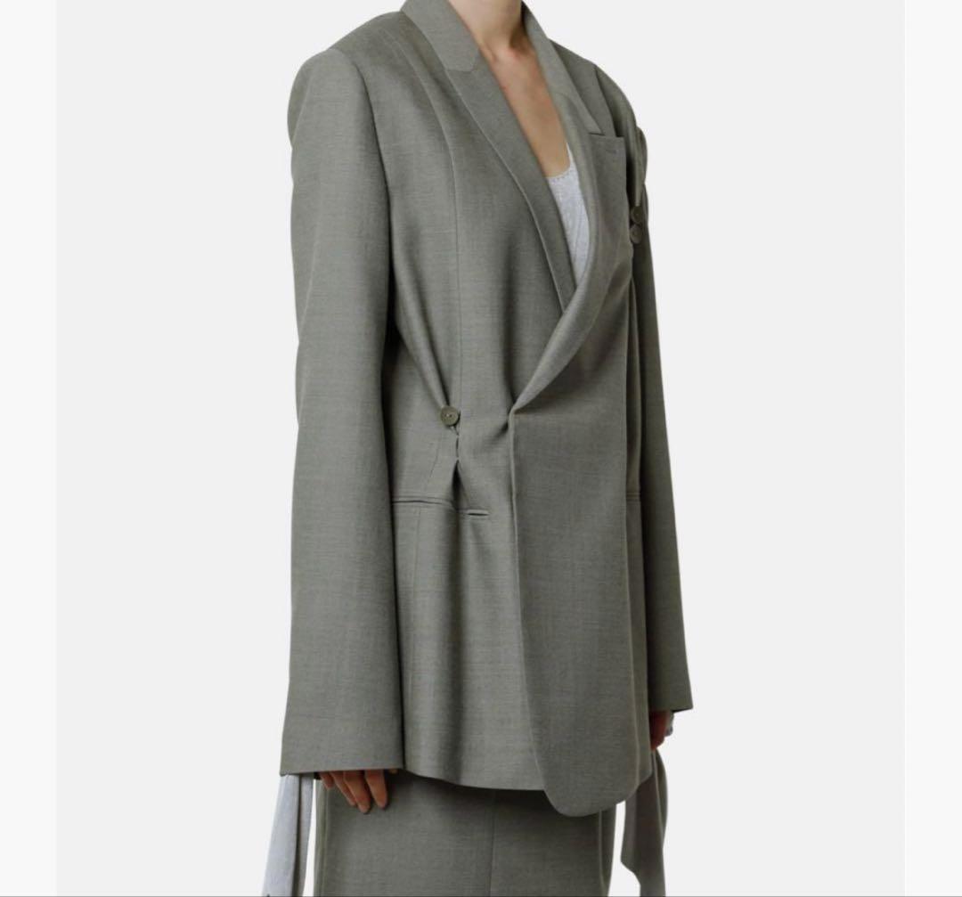 IRENE ASYMMETRICAL CLASSIC JACKET撮影時のみ使用